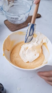 Geeistes Mango-Soufflé Gefrorene Mango Souffle 5 169x300