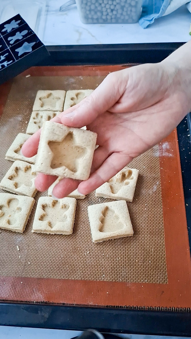 Kekse mit Schokokern Winter Holiday Rezept