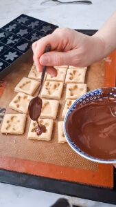 Kekse mit Schokokern Winter Holiday Kekse Mit Schokokern Backen 13 169x300
