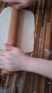 Croissants mit Dulcey Croissant Backen Fluffig 11 169x300