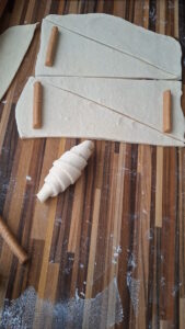Croissants mit Dulcey Croissant Mit Dulcey Fluffig Backen 7 169x300