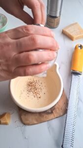 Parmesan-Sauce für Nudeln - Alltagsrezept Parmesan Sauce Rezept 8 169x300