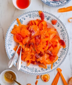 Karottensalat mit Orangen