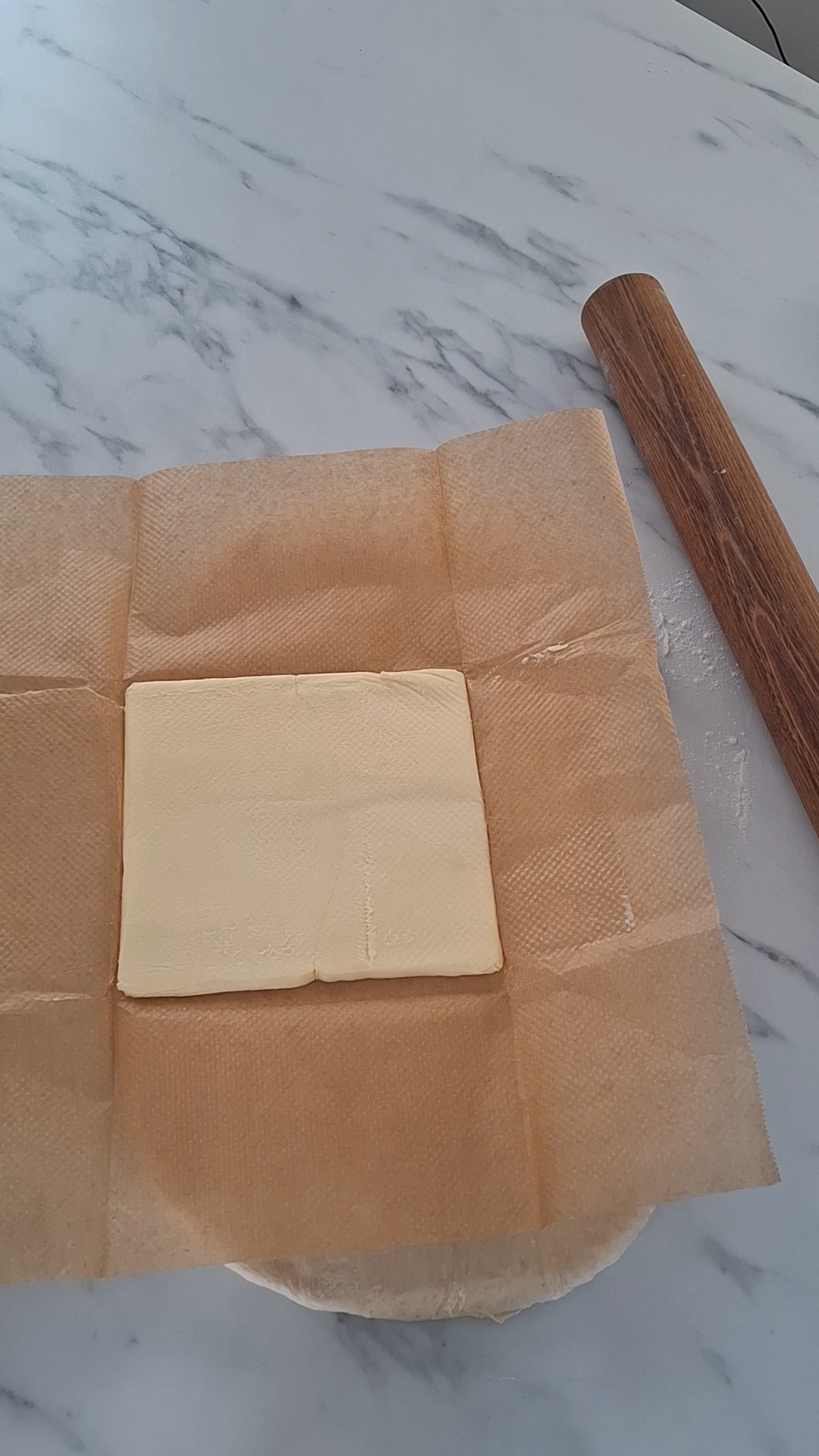 So gelingen dir Croissants wie vom französischen Bäcker! Rezept