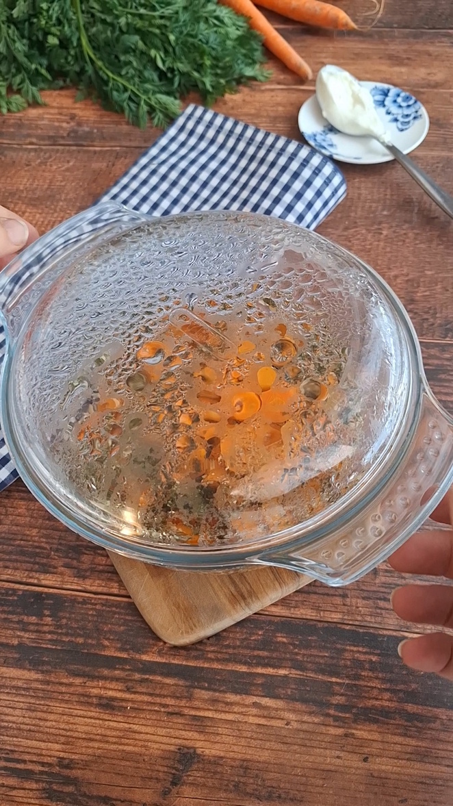 Gedünstete Möhren mit Persillade – einfache Beilage Rezept