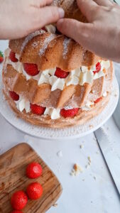 Erdbeer-Zitronen-Torte Erdbeer Sahnetorte 3 169x300