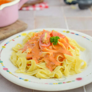 Magische Sauce – Tomaten-Sahne-Sauce