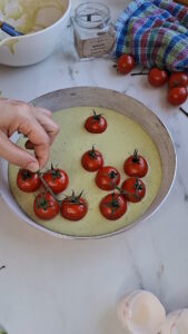 Tomaten Clafoutis Herzhaftes Clafoutis Schritt 27 Tomaten In Teig Legen 169x300