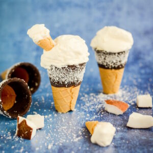 Cremiges Kokoseis mit und ohne Eismaschine