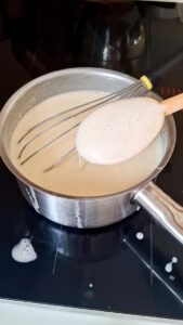 Cremiges Kokoseis mit und ohne Eismaschine Cremiges Kokosnuss Eiscreme 5 169x300