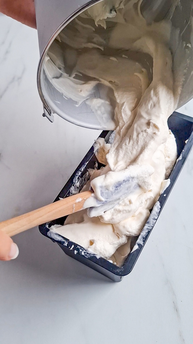 Cremiges Kokoseis mit und ohne Eismaschine Rezept Cremiges Kokoseis mit und ohne Eismaschine Rezept