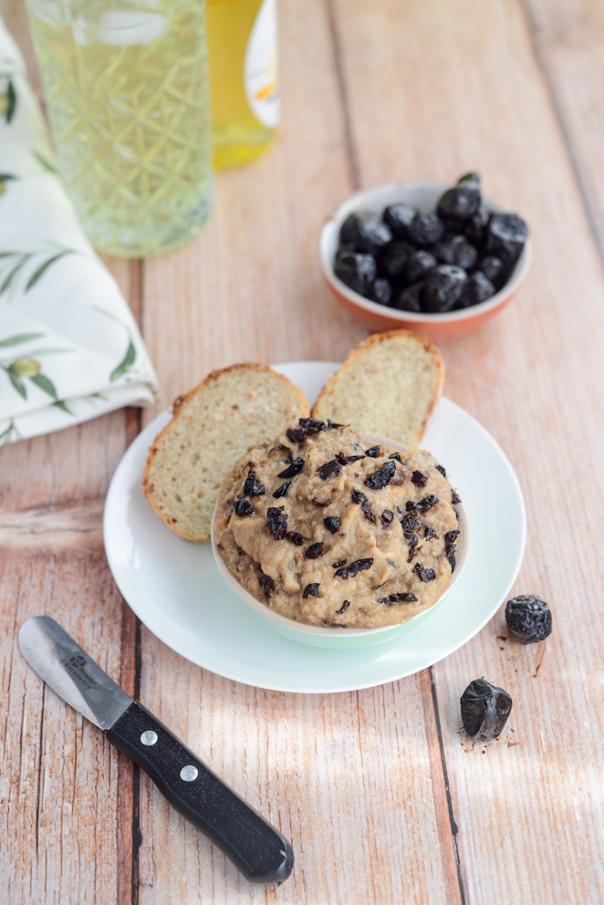 Pissalat Brotaufstrich wie in Nizza  Pissalat Brotaufstrich