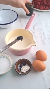 Himbeertarte Himbeertarte Mit Vanille Creme Zutaten 169x300