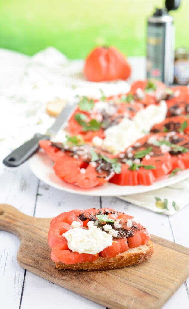 Tomatensalat mit Tapenade Tomaten Salat Mit Burrata 627x1024