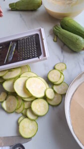 Unsichtbarer Zucchinikuchen (Gâteau invisible) Unsichtbarer Zucchini Kuchen Gesund Diät 1 169x300