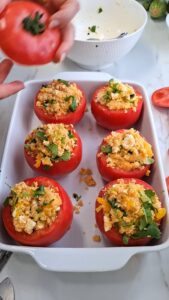 Gefüllte Tomaten mit Couscous und Sommergemüse – einfaches, vegetarisches Sommerrezept Gefüllte Tomaten Mit Couscous Und Sommergemüse Einfaches Vegetarisches Sommerrezept 4 169x300