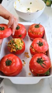 Gefüllte Tomaten mit Couscous und Sommergemüse – einfaches, vegetarisches Sommerrezept Gefüllte Tomaten Mit Couscous Und Sommergemüse Einfaches Vegetarisches Sommerrezept 5 169x300
