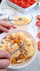 Gefüllte Tomaten mit Couscous und Sommergemüse – einfaches, vegetarisches Sommerrezept Gefüllte Tomaten Vegetarisches 2 169x300