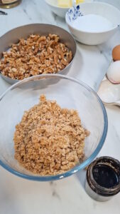 Grenoblois - französischer Walnusskuchen ohne Mehl aus Grenoble Grenoblois Französischer Walnusskuchen Ohne Mehl Backen Rezept 1 169x300