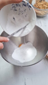 Grenoblois - französischer Walnusskuchen ohne Mehl aus Grenoble Grenoblois Französischer Walnusskuchen Ohne Mehl Backen Rezept 4 169x300