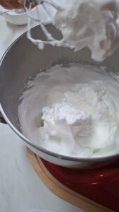 Grenoblois - französischer Walnusskuchen ohne Mehl aus Grenoble Grenoblois Nusskuchen Aus Frankreich Rezept 2 169x300