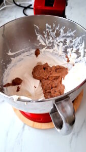 Nussknacker-Eistorte Nussknacker-Eistorte Nussknacker Eistorte Festliches Dessert 8 169x300