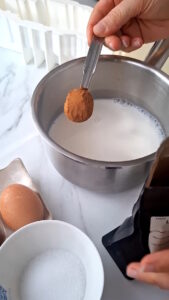 Nussknacker-Eistorte Nussknacker Eistorte Weihnachten Rezept 1 169x300