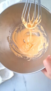 Nussknacker-Eistorte Nussknacker Eistorte Weihnachten Rezept 5 169x300