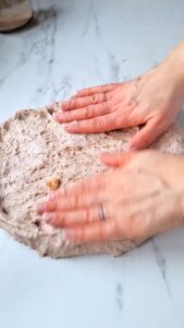 Walnussbrot - das perfekte Herbst-Brot-Rezept Walnussbrot Rezept 6 169x300