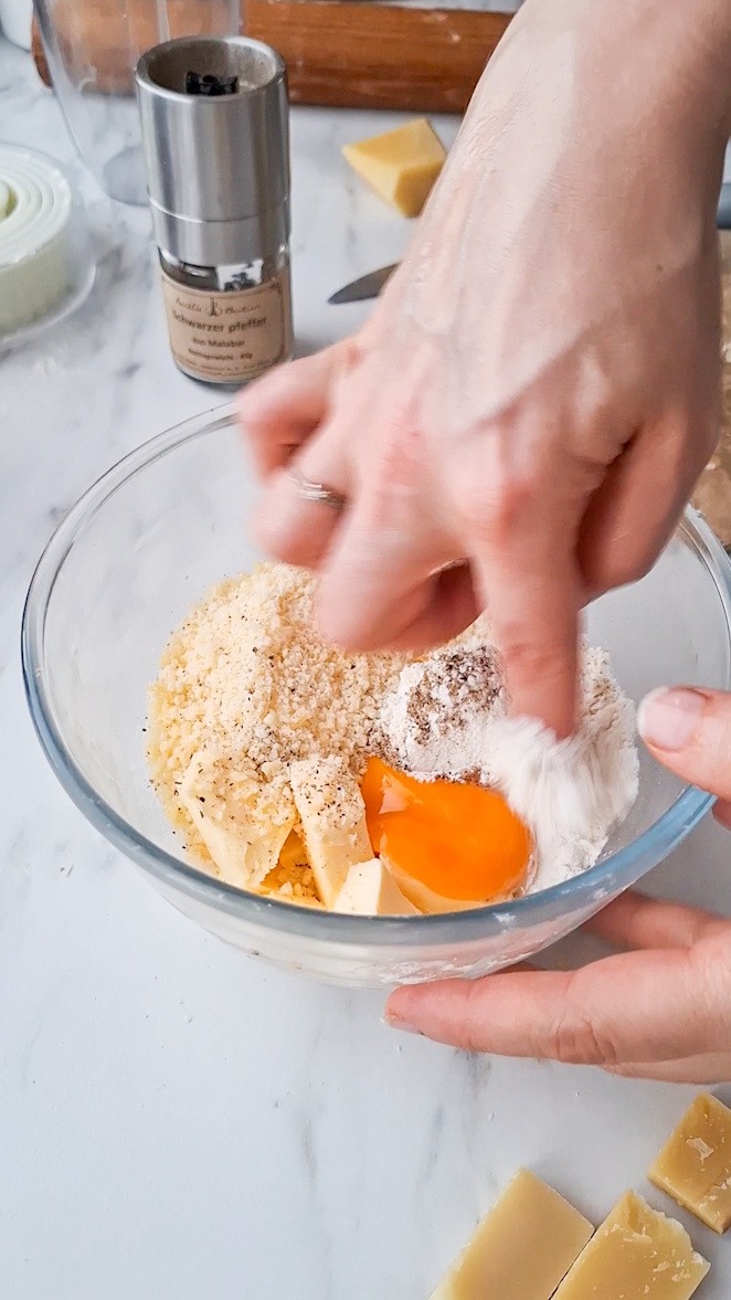 1 Teig – 4 Rezepte für herzhafte Kekse Rezept 1 Teig – 4 Rezepte für herzhafte Kekse Rezept