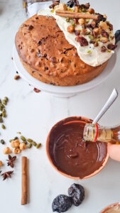 Rumkuchen mit Trockenobst und Nüssen 20251112_113529 169x300