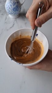 3-Schokoladen-Bûche de Noël - gefrorene Weihnachtstorte Drei Schokoladen Buche De Nöl Gefrorene Weihnachtstorte Einfach Machen 3 169x300