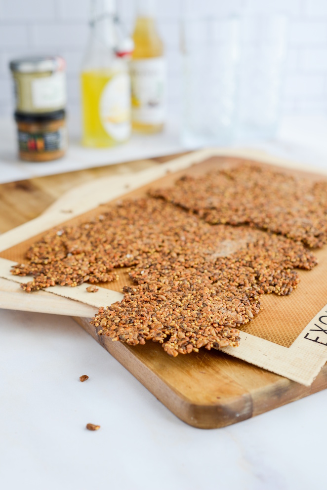 Eiweiß-Cracker mit Körnern - Low-Carb und gesund Eiweiss Cracker Mit Körnern Low Carb