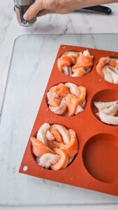 Elegante Fischvorspeise mit Erbsenpüree - einfach und festlich Fischvorspeise Mit Erbsenpüree Einfach Mit Lachs 7 169x300