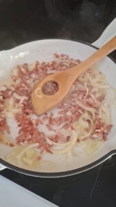 Maronen-Pfanne mit Speck - aromatische Herbstbeilage mit Esskastanien Maronen Pfanne Mit Speck Salzig Rezept Esskastanien 5 169x300