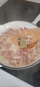 Maronen-Pfanne mit Speck - aromatische Herbstbeilage mit Esskastanien Maronen-Pfanne mit Speck - aromatische Herbstbeilage mit Esskastanien Maronen Pfanne Mit Speck Salzig Rezept Esskastanien 6 138x300