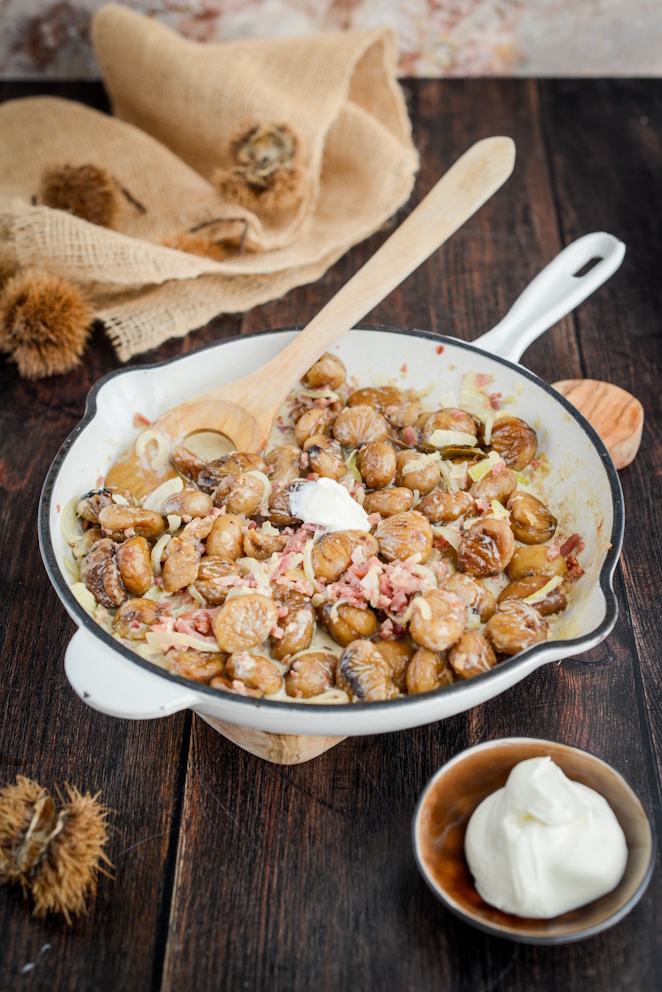 Maronen-Pfanne mit Speck - aromatische Herbstbeilage mit Esskastanien Maronen Rezept Mit Speck Esskastanien Pfanne