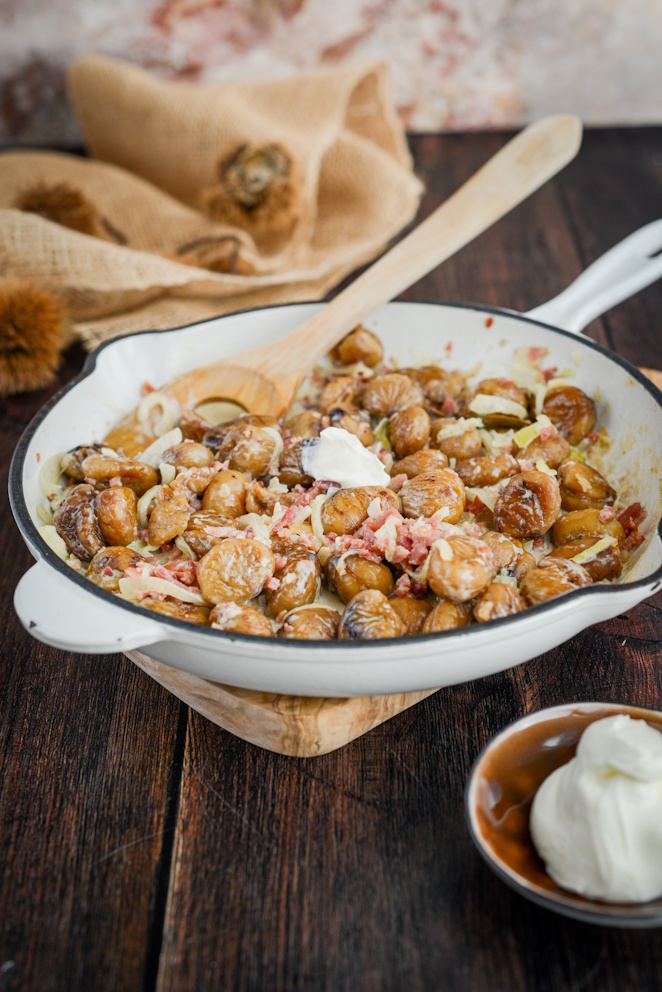 Maronen-Pfanne mit Speck - aromatische Herbstbeilage mit Esskastanien Maronen Rezept Sazig Mit Speck Aus Der Pfanne