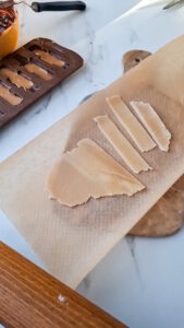 Nussknacker-Pralinen mit Marzipan und Nougat Nussknacker Pralinen Mit Marzipan Und Nougat Selber Machen 8 169x300