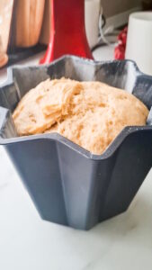 Pandoro: Italienische Weihnachtsbrioche ganz einfach Pandoro: Italienische Weihnachtsbrioche ganz einfach Pandoro Rezept Einfach Backen 13 169x300