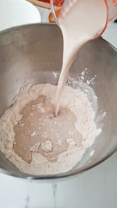 Pandoro: Italienische Weihnachtsbrioche ganz einfach Pandoro Rezept Einfach Backen 2 169x300