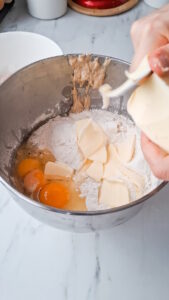 Pandoro: Italienische Weihnachtsbrioche ganz einfach Pandoro Rezept Einfach Backen 8 169x300