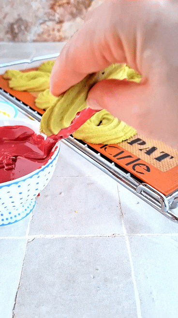 Pistazien-Spritzgebäck mit Himbeer-Schokolade – edles Weihnachtsgebäck Pistazien Spritzgebäck Mit Himbeere Schokolade Backen Rezept