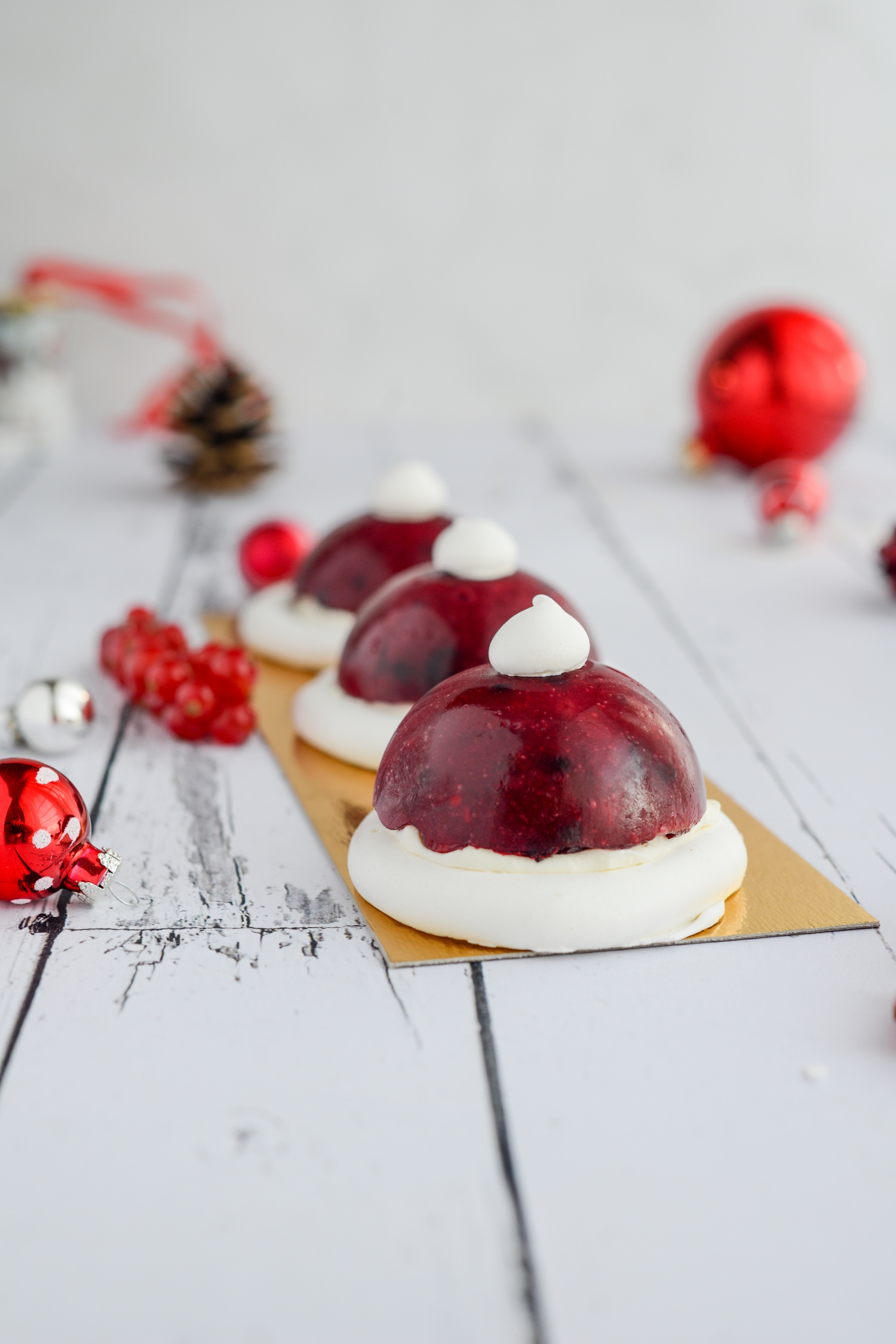 Schnelle Weihnachtsmützen-Desserts Weihnachtsmütze Dessert Rezept Schnell