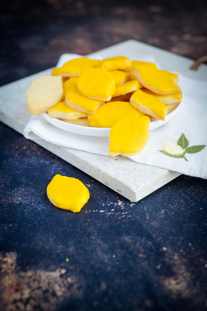 Zitronen-Plätzchen nur mit Eigelb Zitronenplätzchen