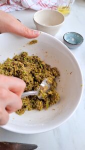 Knusprige Pistazienplätzchen mit Eiweiß – französische Crakou ganz einfach Knusprige Pistazienplätzchen mit Eiweiß – französische Crakou ganz einfach Knusprige Pistazien Plätzchen Rezept Mit Eiweiss 10 169x300