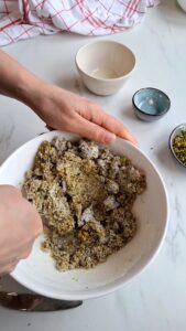 Knusprige Pistazienplätzchen mit Eiweiß – französische Crakou ganz einfach Knusprige Pistazienplätzchen mit Eiweiß – französische Crakou ganz einfach Knusprige Pistazien Plätzchen Rezept Mit Eiweiss 7 169x300