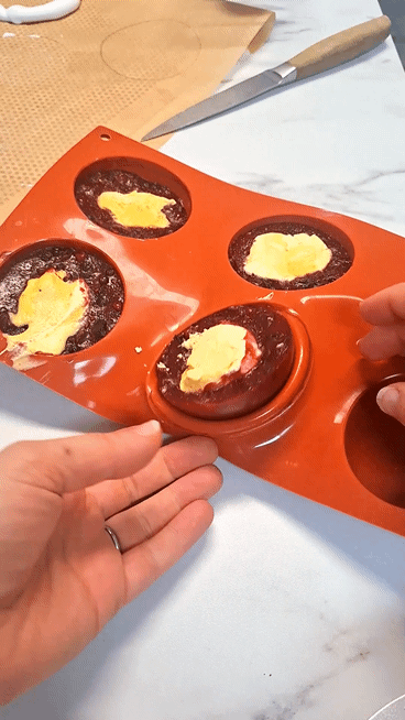 Schnelle Weihnachtsmützen-Desserts Rote Domee Weihnachtsmütze