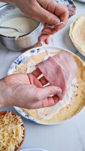 Ficelle Picarde – herzhafte gefüllte Crêpes aus Frankreich Ficelle Picarde Gefüllte Crepes Frankreich Klassisch 2 169x300