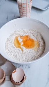 Ficelle Picarde – herzhafte gefüllte Crêpes aus Frankreich Ficelle Picarde Gefüllte Crepes Rezept 2 169x300